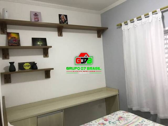Casa para Venda em São José dos Campos - 2