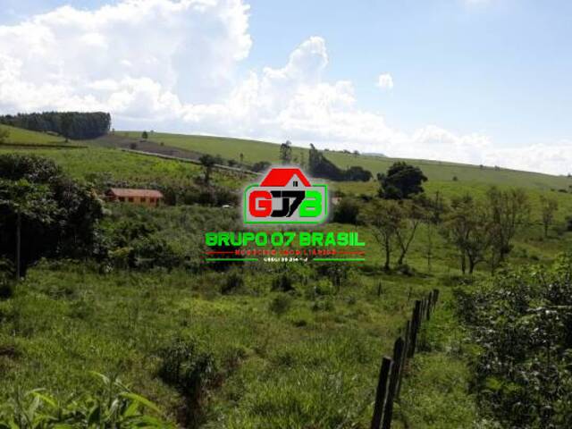 Venda em Centro - Paraibuna