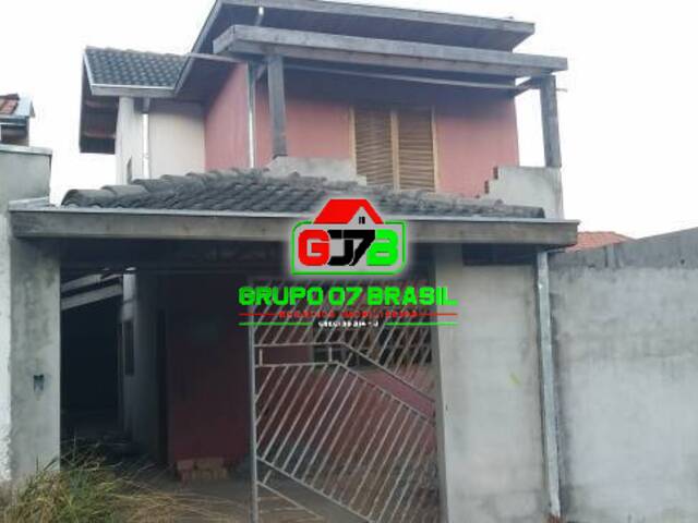 Casa para Venda em São José dos Campos - 4