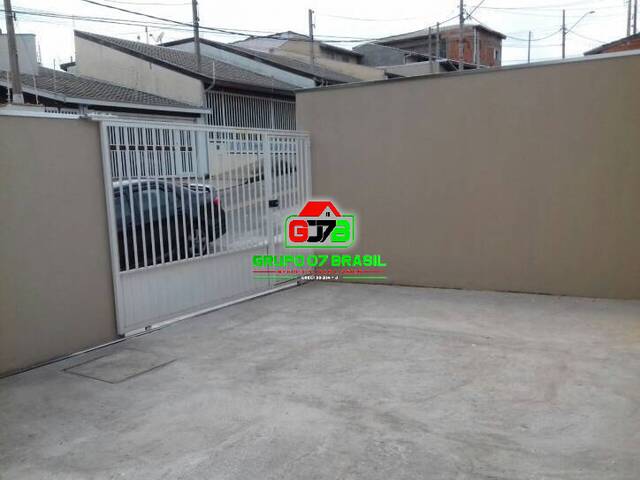 Casa para Venda em São José dos Campos - 2
