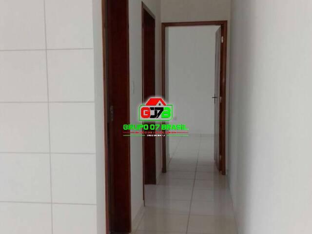 Casa para Venda em São José dos Campos - 4