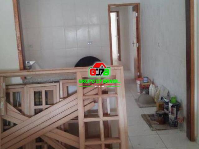 Casa para Venda em São José dos Campos - 3