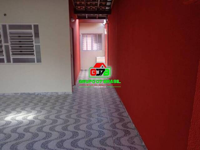 Casa para Venda em São José dos Campos - 4