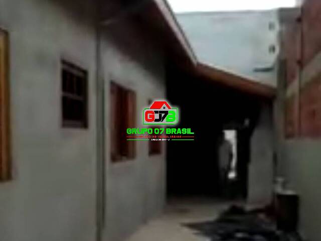 Casa para Venda em São José dos Campos - 2