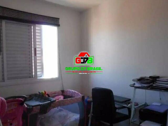 Apartamento para Venda em Jacareí - 3