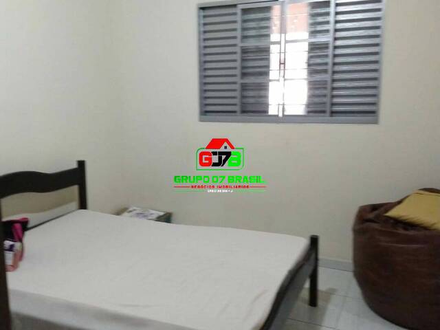 Sobrado para Venda em São José dos Campos - 4