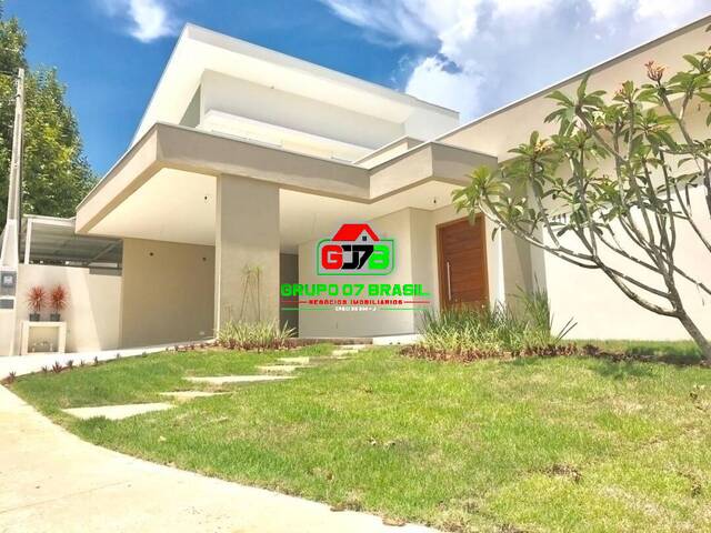 Casa para Venda em São José dos Campos - 3