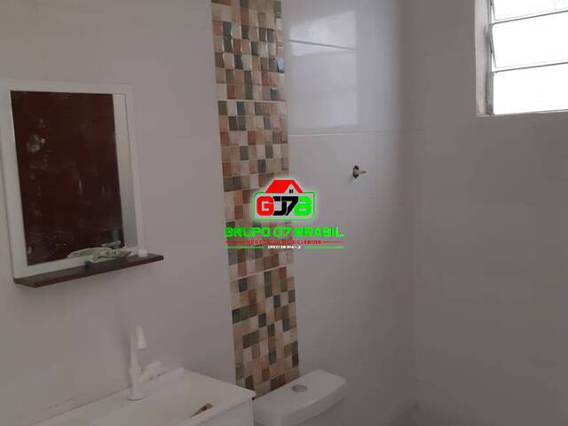 Casa para Venda em São José dos Campos - 3