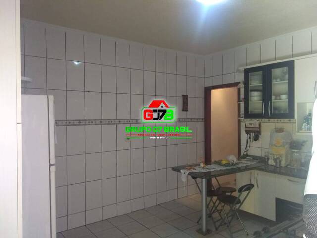 Casa para Venda em São José dos Campos - 3