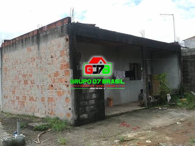 Casa para Venda em São José dos Campos - 2