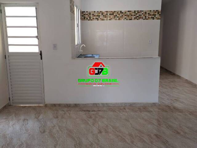 Casa para Venda em São José dos Campos - 4
