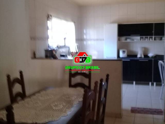 Casa para Venda em Paraibuna - 5