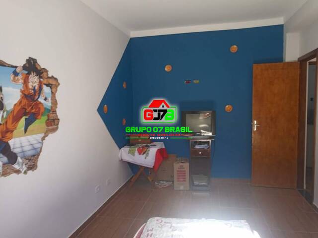 Casa para Venda em São José dos Campos - 3