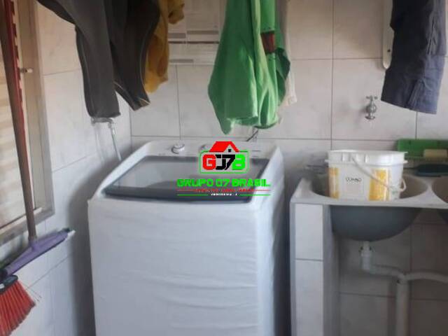 Casa para Venda em São José dos Campos - 2