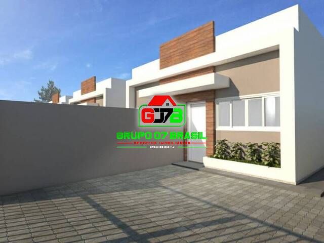 Casa para Venda em Caraguatatuba - 2