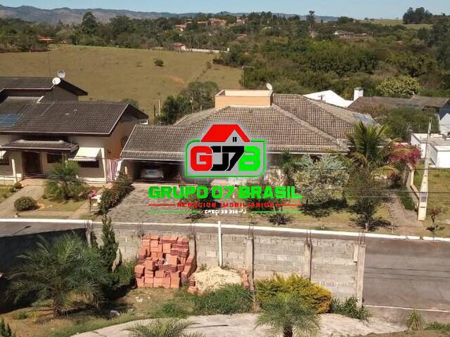 Casa em condomínio para Venda em Caçapava - 1