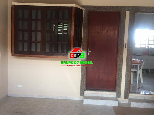 Casa para Venda em São José dos Campos - 2
