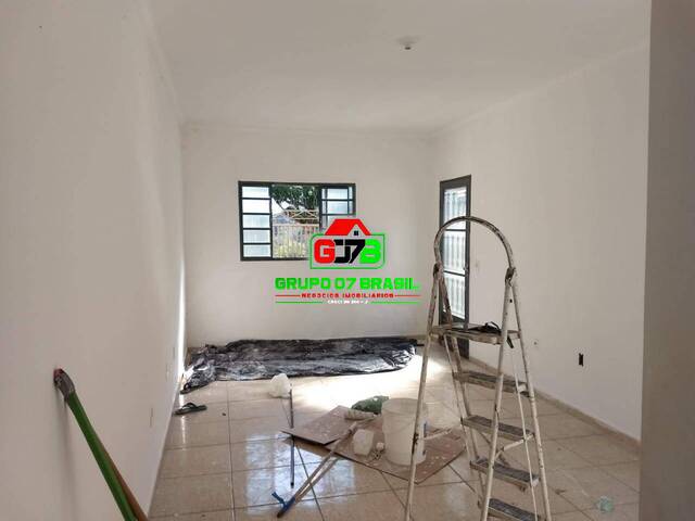 Casa para Venda em São José dos Campos - 5