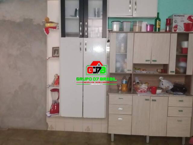 Casa para Venda em São José dos Campos - 3