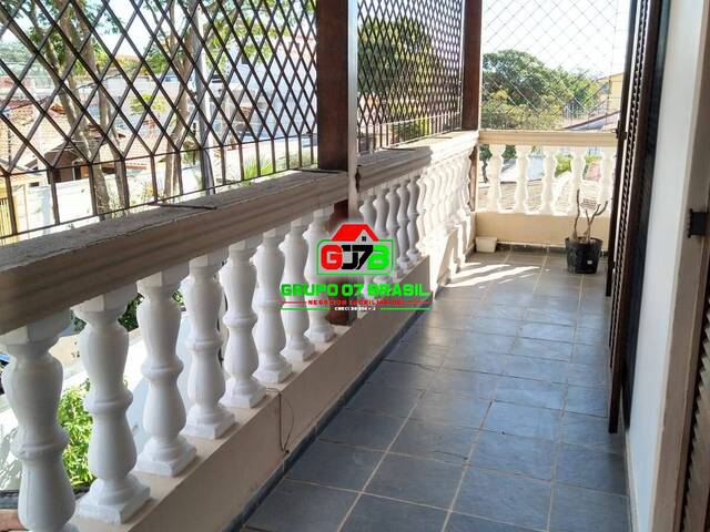 Sobrado para Venda em São José dos Campos - 3