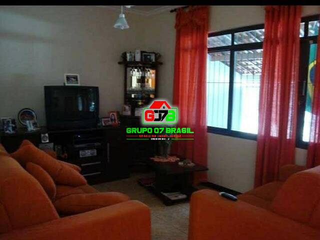 Casa para Venda em São José dos Campos - 5