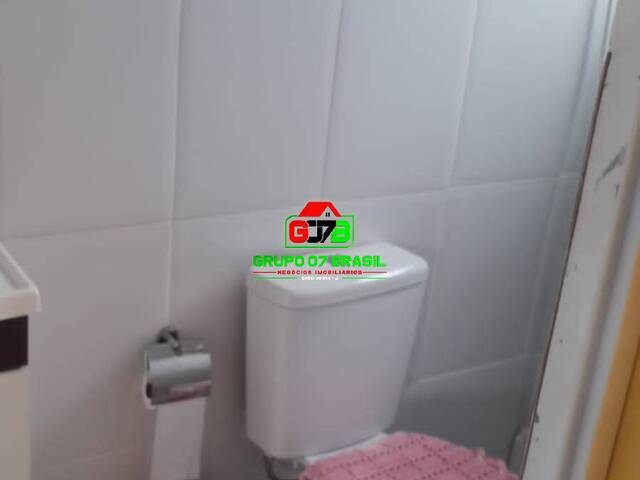 Casa para Venda em São José dos Campos - 4