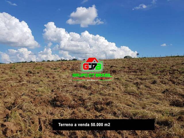Área para Venda em São José dos Campos - 2