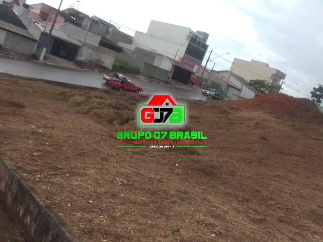 Área para Venda em São José dos Campos - 3