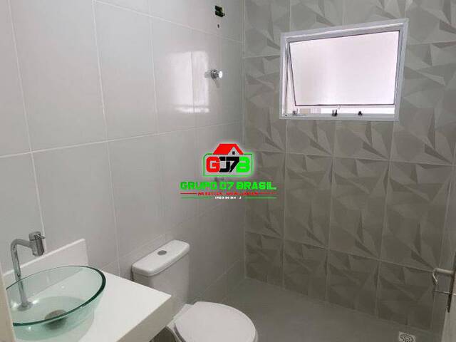 Casa para Venda em São José dos Campos - 2