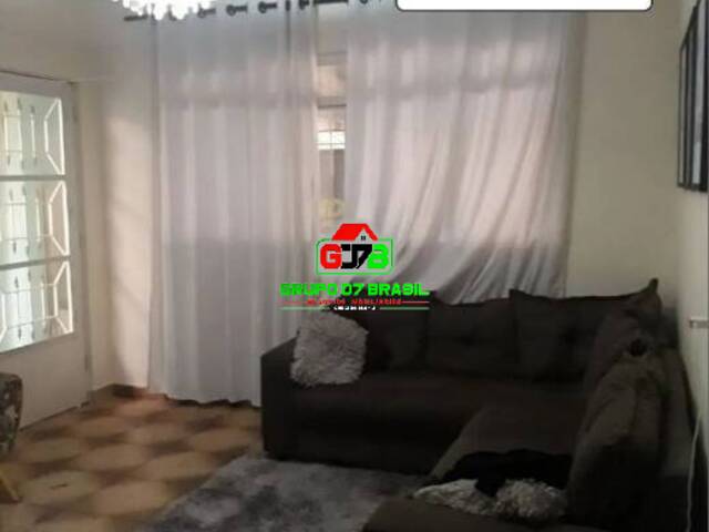 Casa para Venda em São José dos Campos - 4