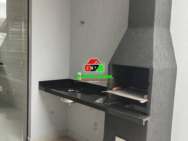 Casa para Venda em São José dos Campos - 2