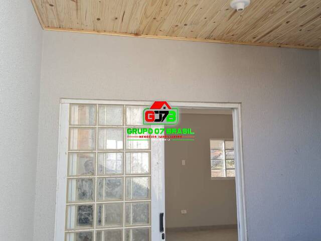 Casa para Venda em São José dos Campos - 4