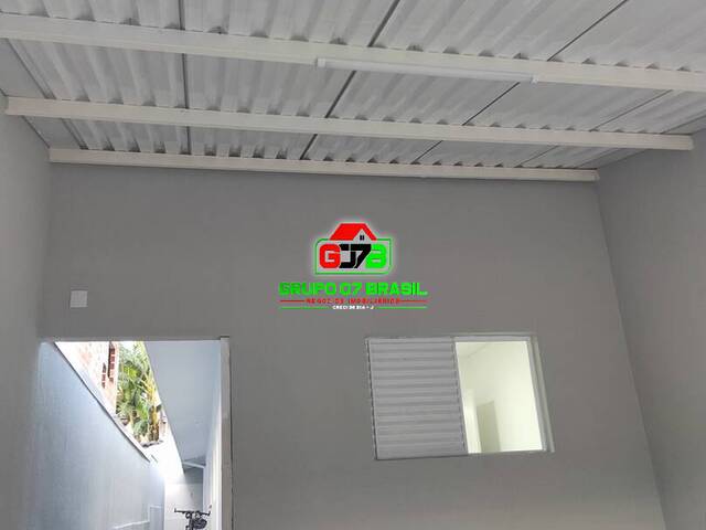 Casa para Venda em São José dos Campos - 3