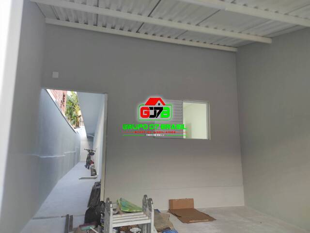 Casa para Venda em São José dos Campos - 4