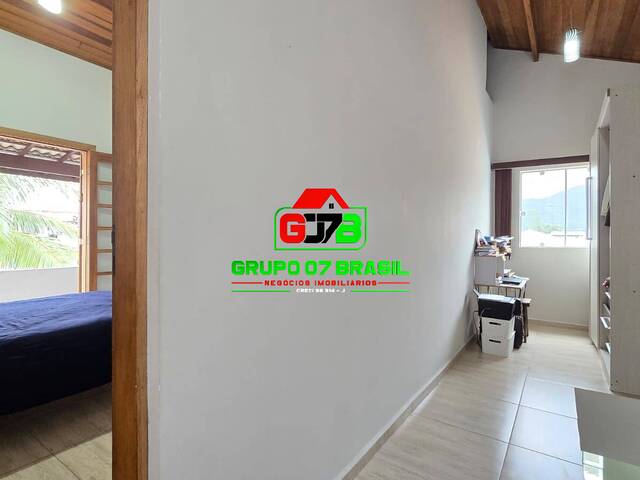 Casa de Praia para Venda em Caraguatatuba - 2
