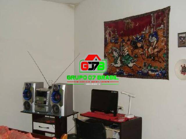 Casa para Venda em São José dos Campos - 3