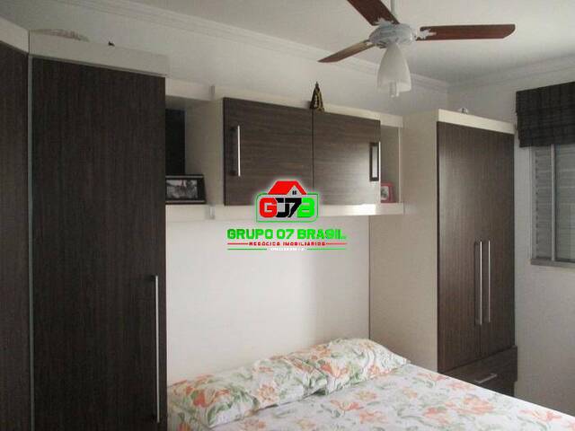 Apartamento para Venda em São José dos Campos - 3
