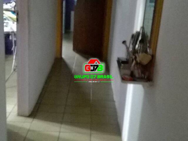 Casa para Venda em São José dos Campos - 4