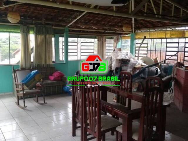 Casa para Venda em São José dos Campos - 3