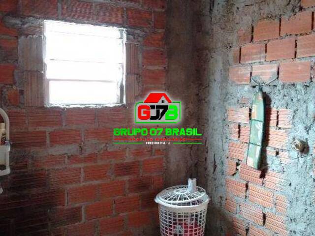 Casa para Venda em São José dos Campos - 4