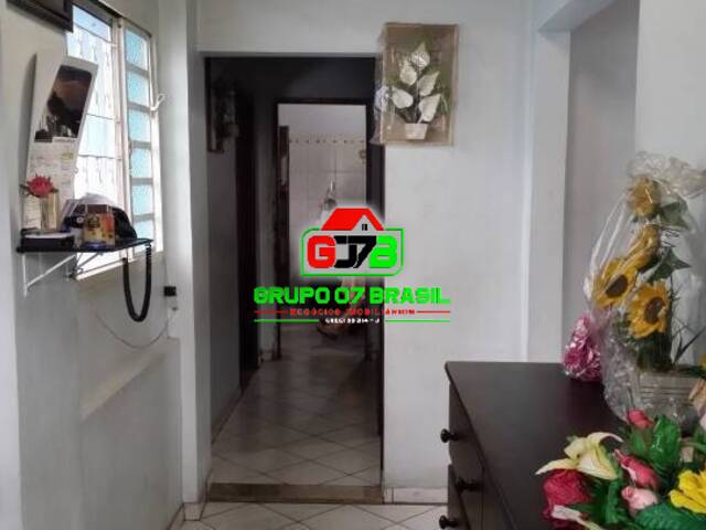 Casa para Venda em São José dos Campos - 3