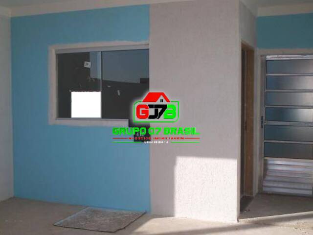 Casa para Venda em São José dos Campos - 2