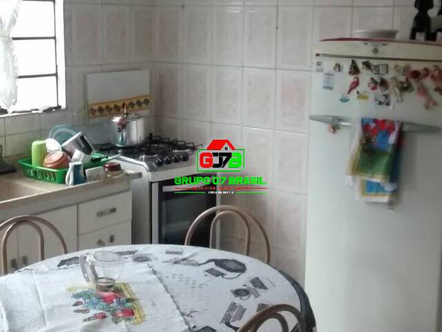 Casa para Venda em São José dos Campos - 4