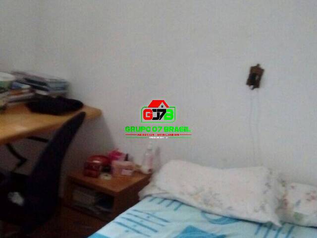 Casa para Venda em São José dos Campos - 4