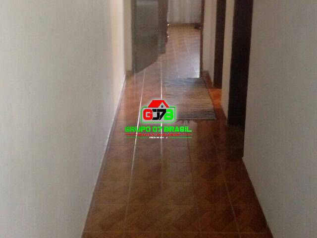 Casa para Venda em São José dos Campos - 2