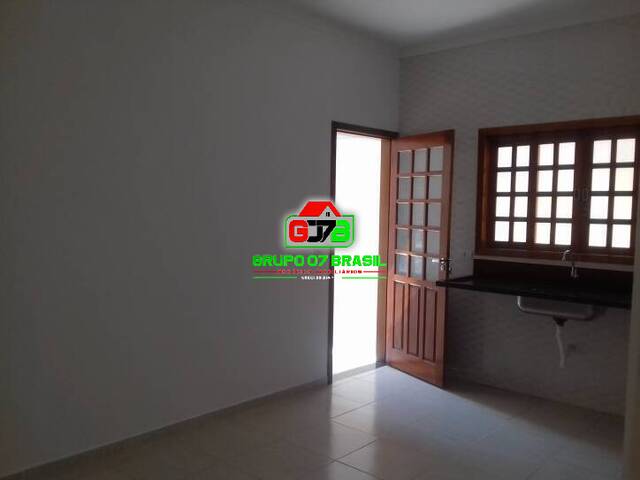Casa para Venda em São José dos Campos - 2