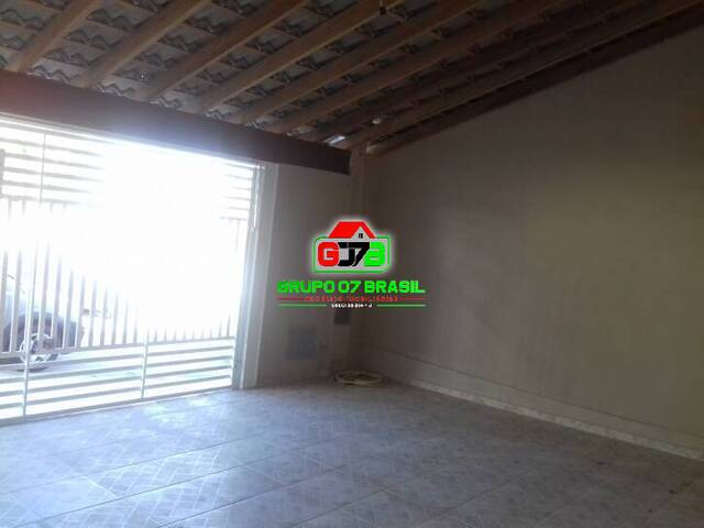 Casa para Venda em São José dos Campos - 4