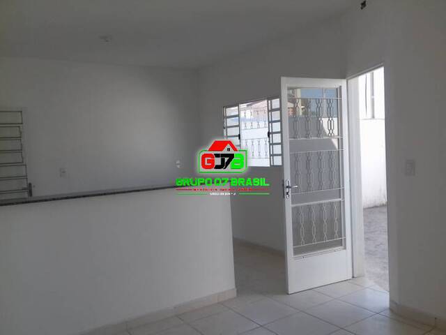 Casa para Venda em São José dos Campos - 2