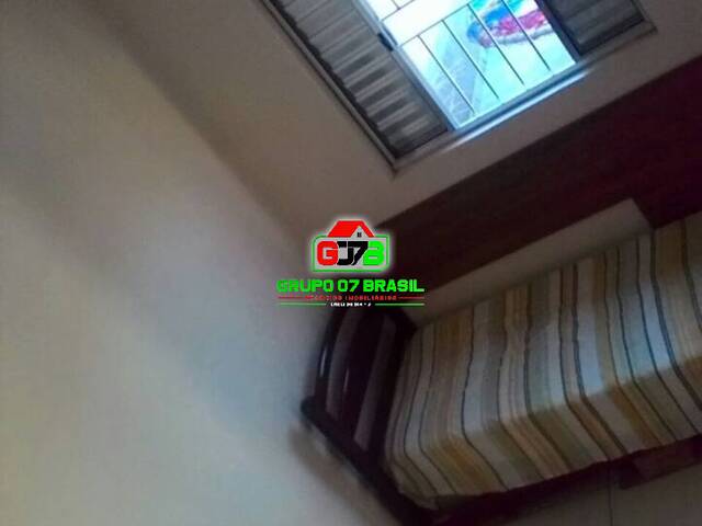 Casa para Venda em São José dos Campos - 3