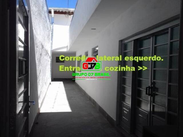 Casa para Venda em São José dos Campos - 5